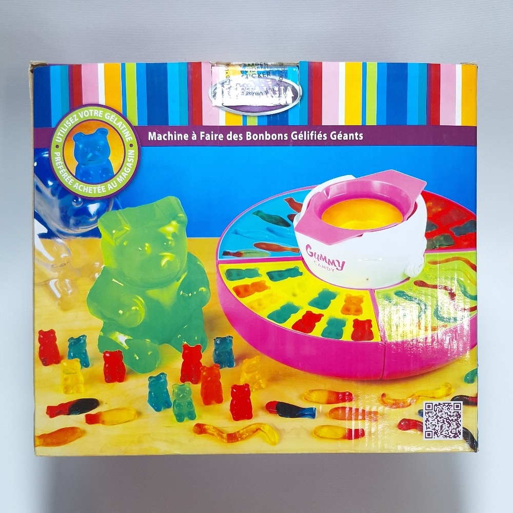 Nostalgia Electric Giant Candy Gummy Bear Maker Fish and Worm Molds